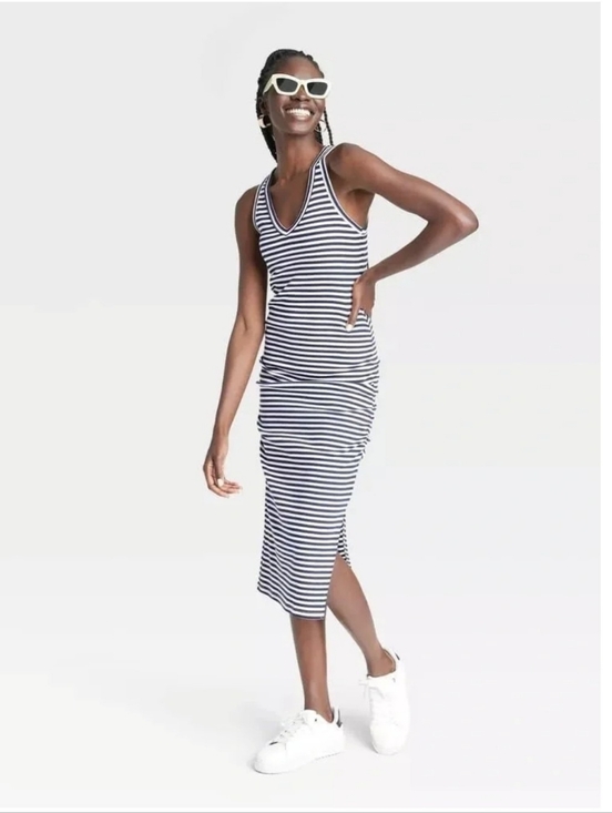 None Dresses & Skirts - Black and White Striped Bodycon Maxi Dress with side rushing